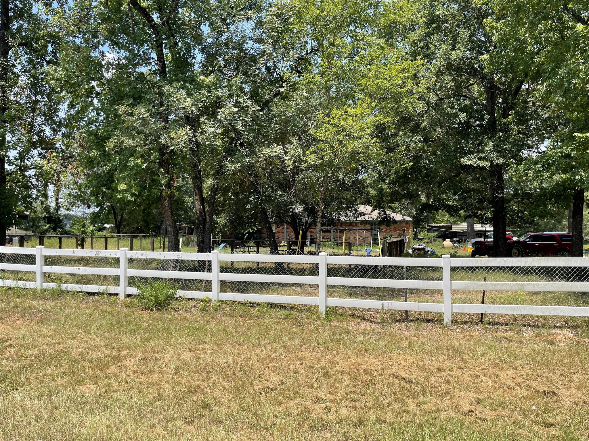 3860 Crockett Martin Road Property Photo 2
