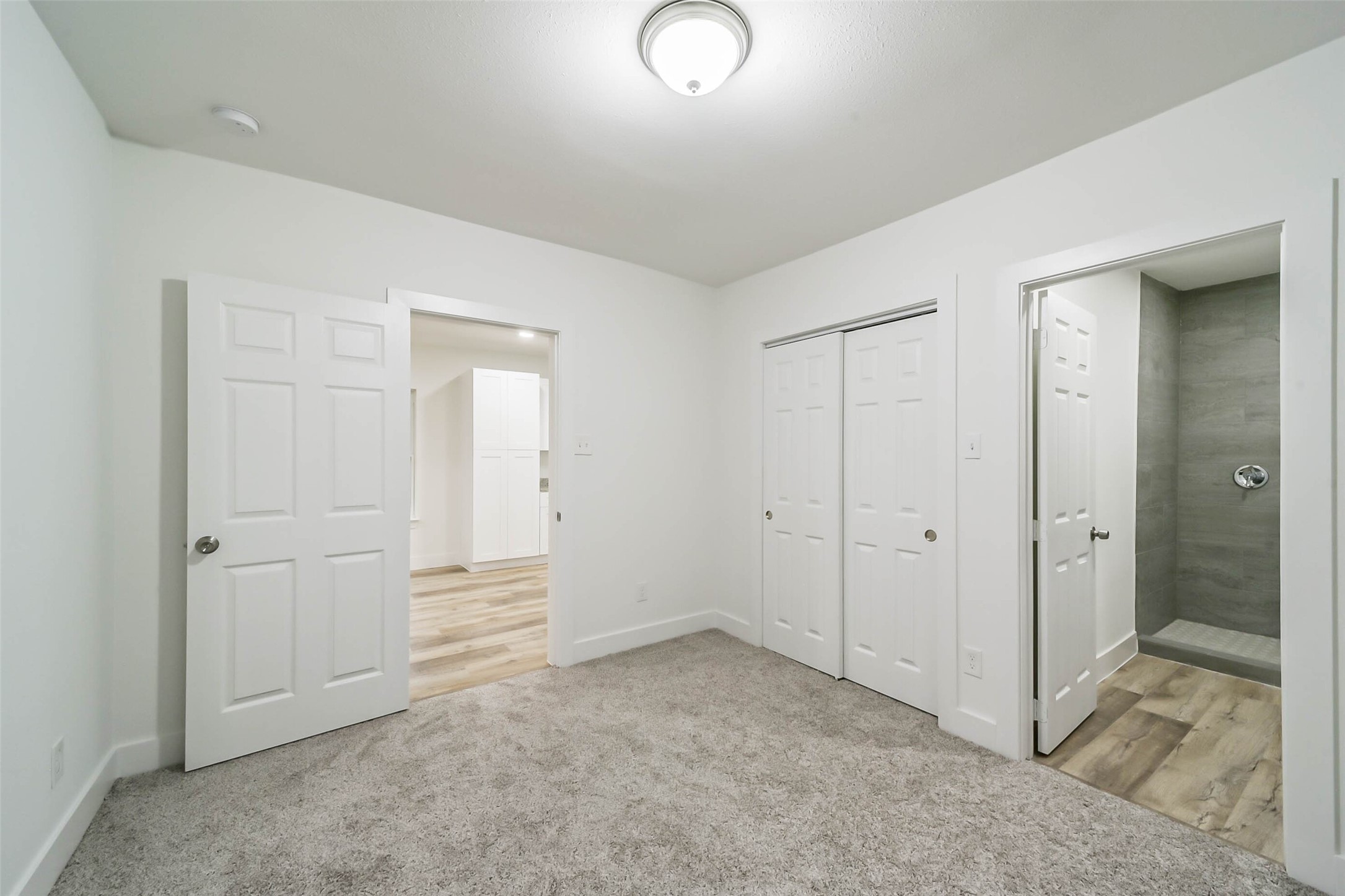 2705 Winbern Street Property Photo 16