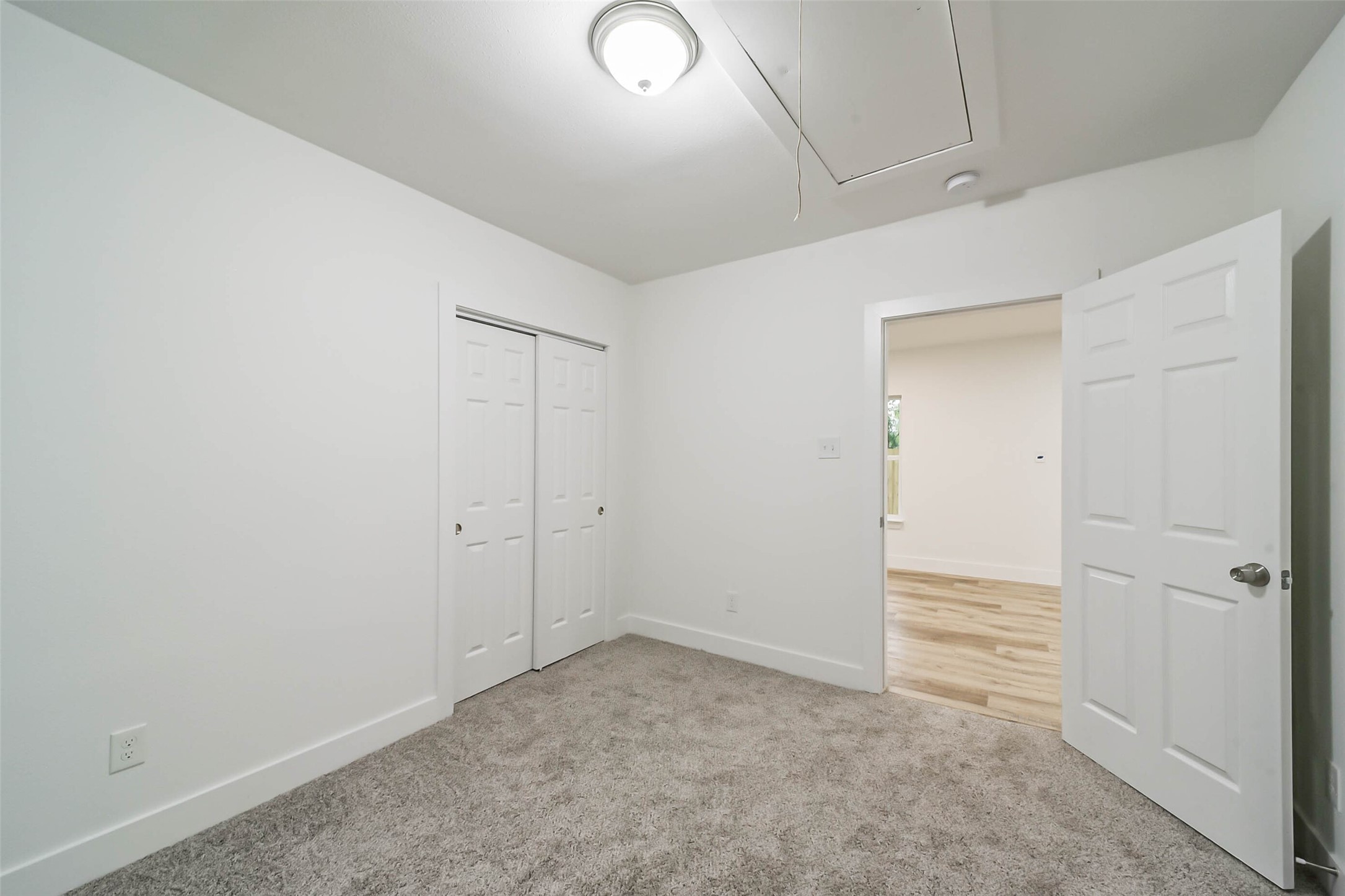2705 Winbern Street Property Photo 20