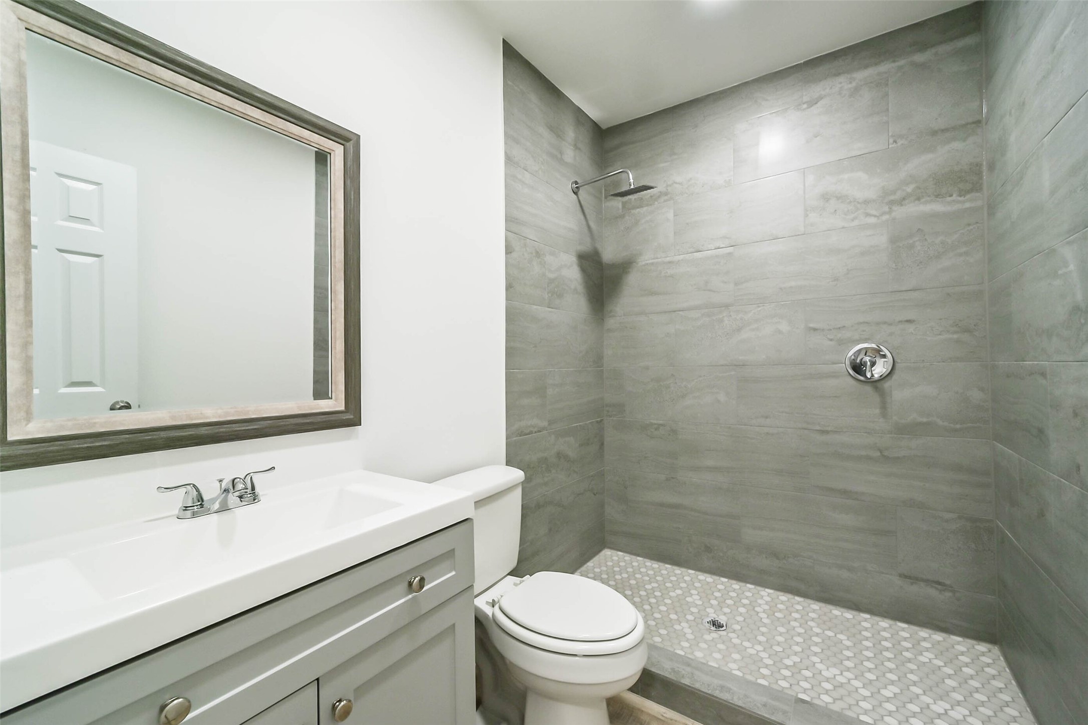 2705 Winbern Street Property Photo 23