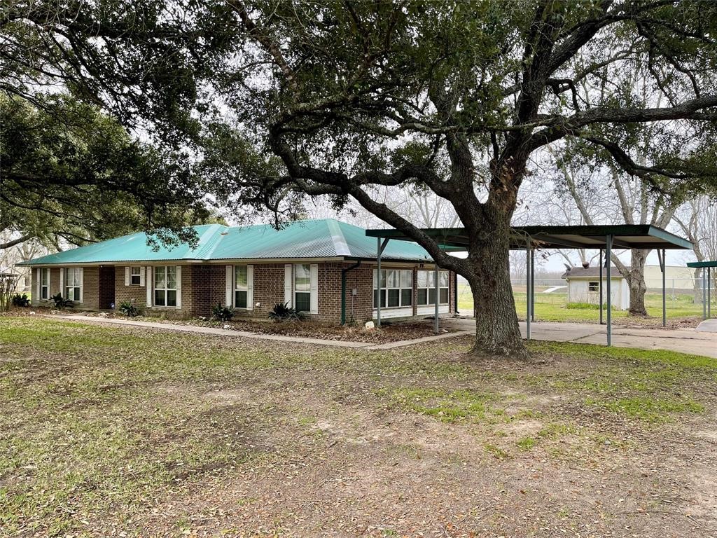 1940 County Road 99 Property Photo