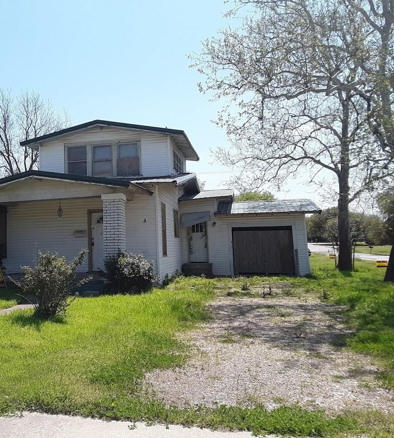1502 E Texas Avenue Property Photo