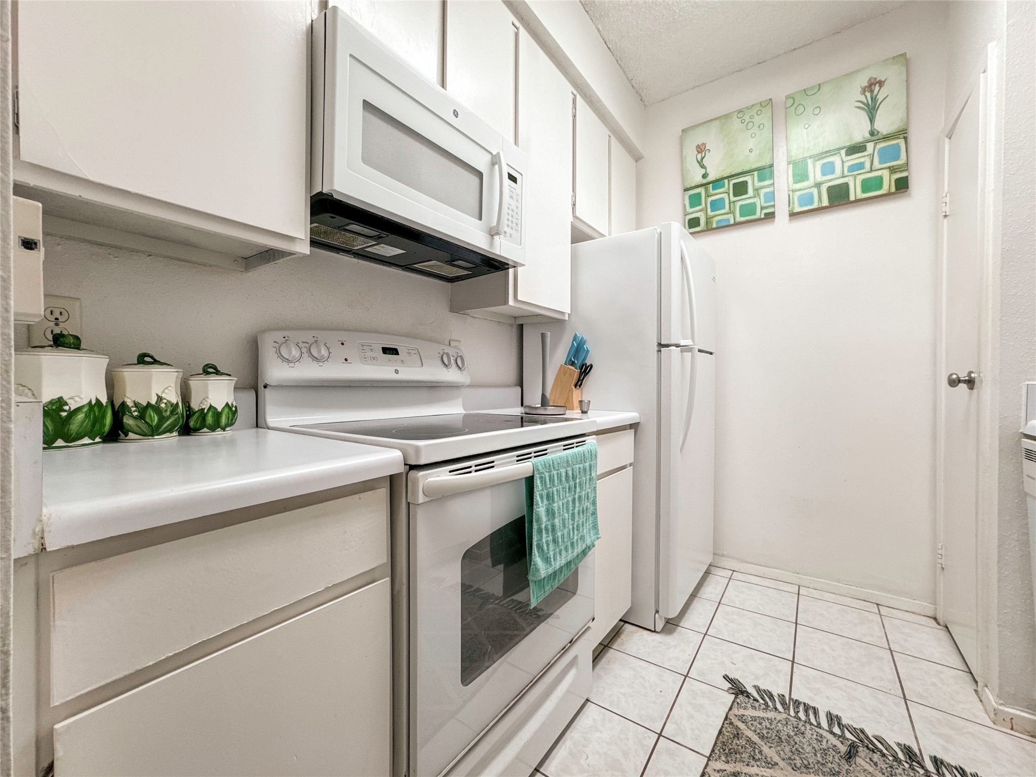 10049 Westpark Drive 155 Property Photo 6