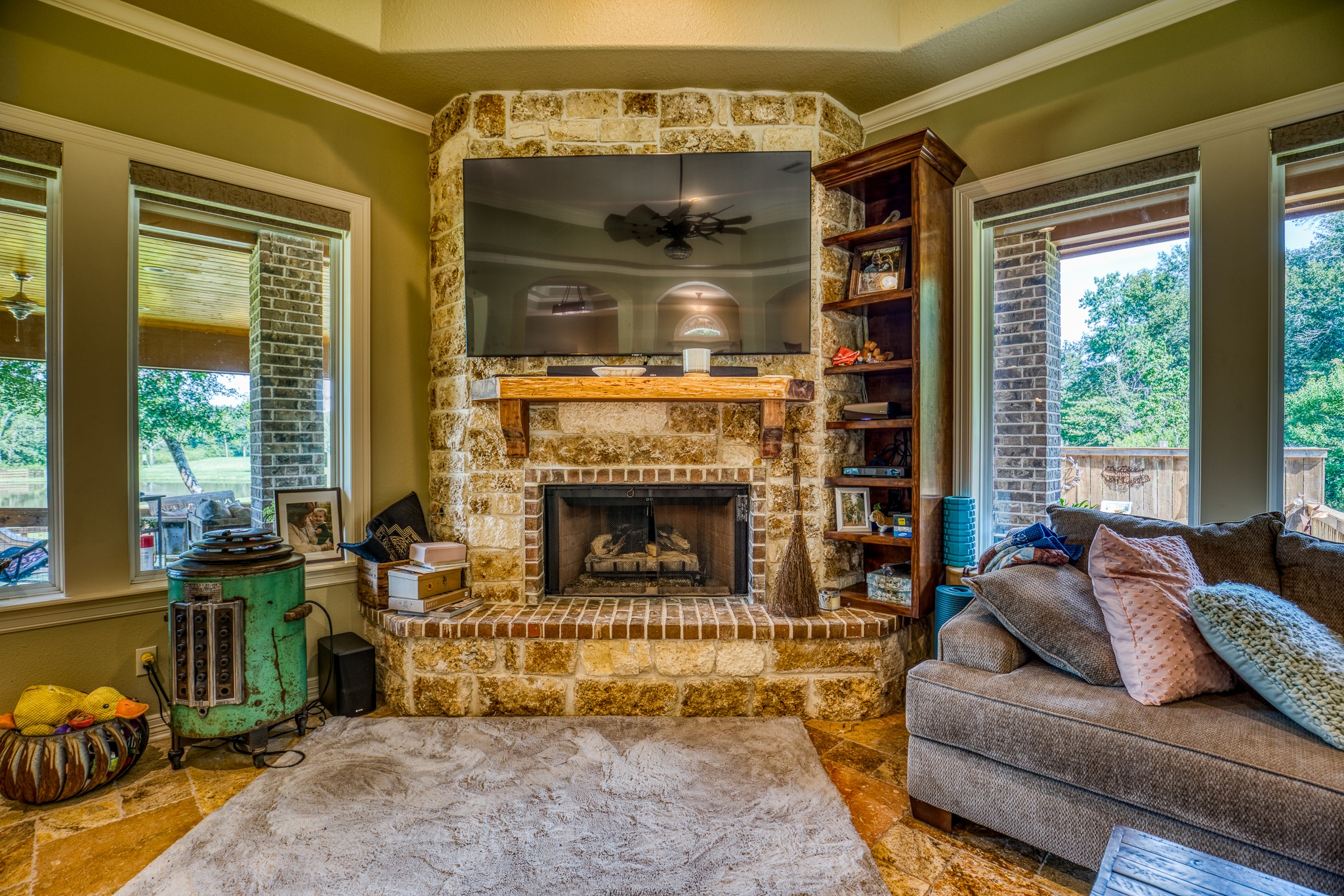 533 Meadow Creek Road Property Photo 11