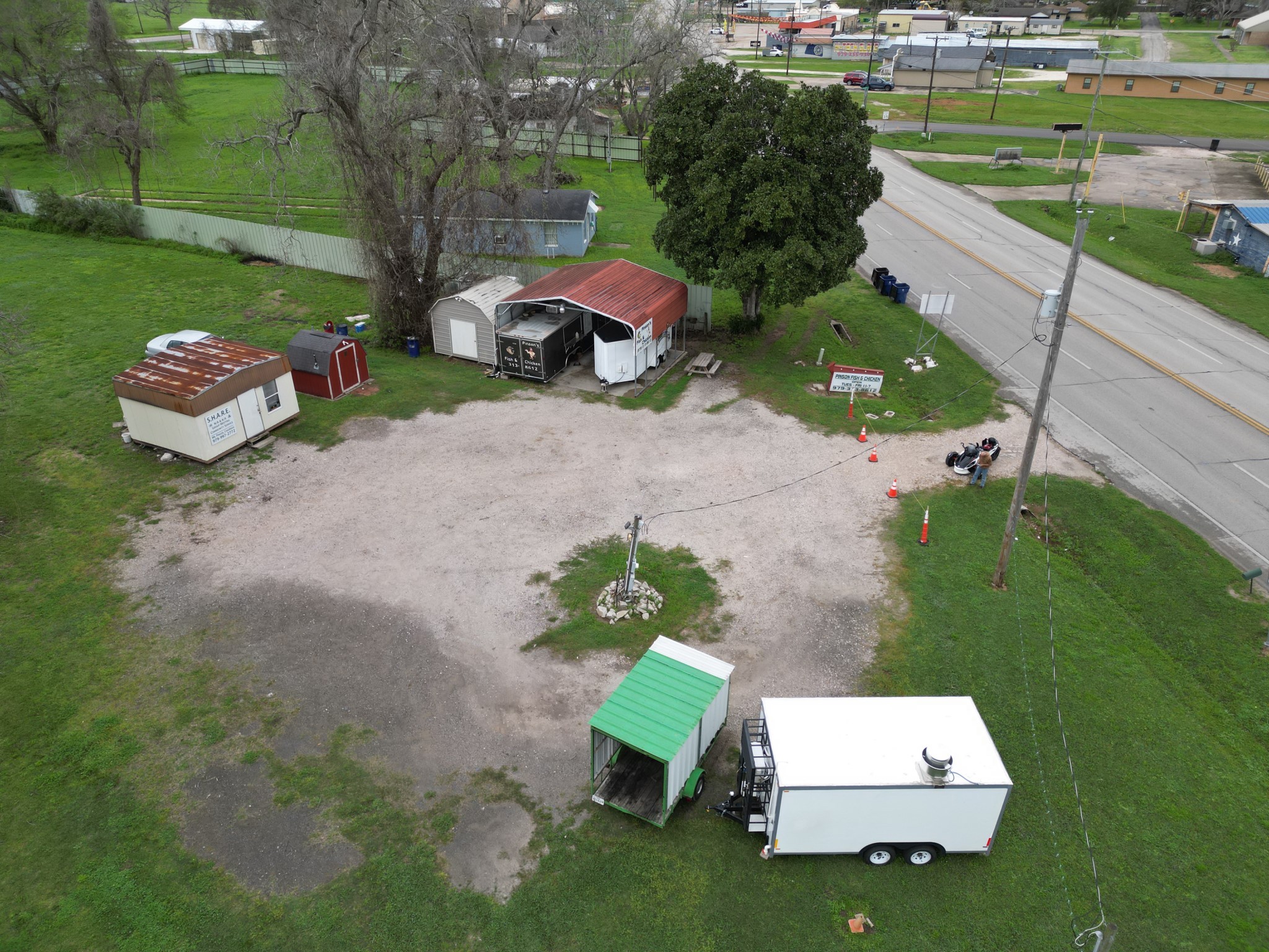 1208 S Brooks Property Photo 3
