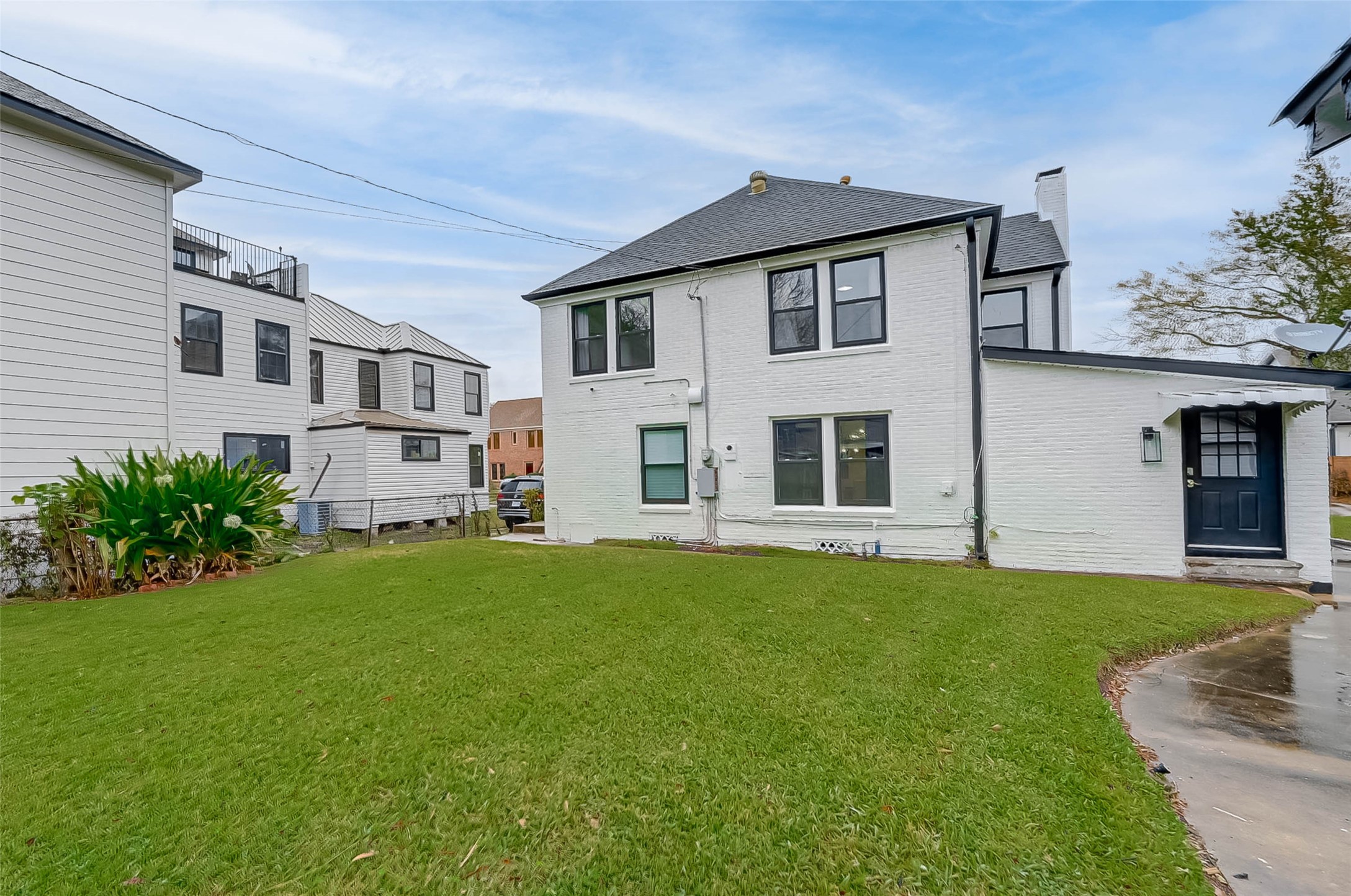3222 Oakdale Street Property Photo 44