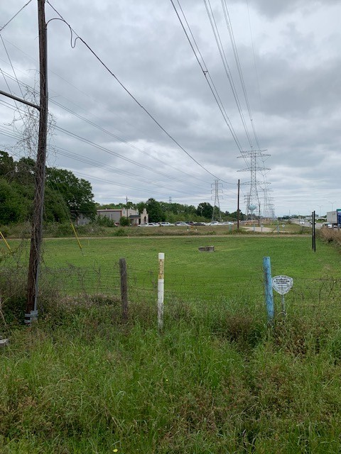 1812 N Sam Houston Parkway Parkway W Property Photo 19