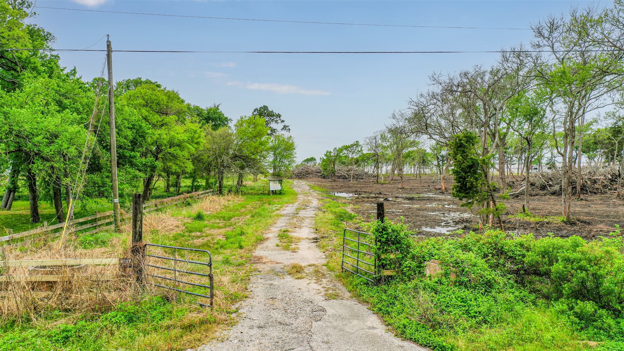 4101 Tri City Beach Road Property Photo