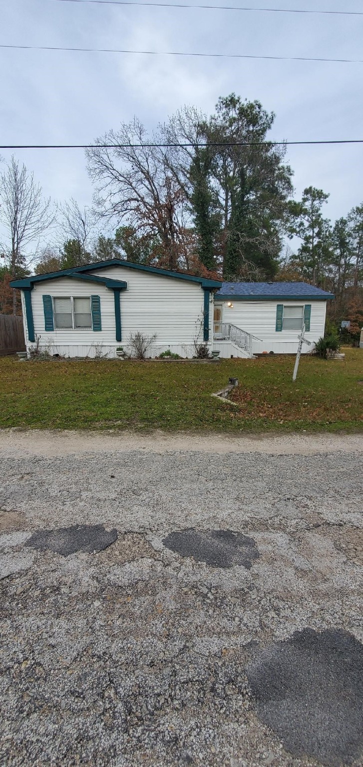 305 Canadian Drive Property Photo 1