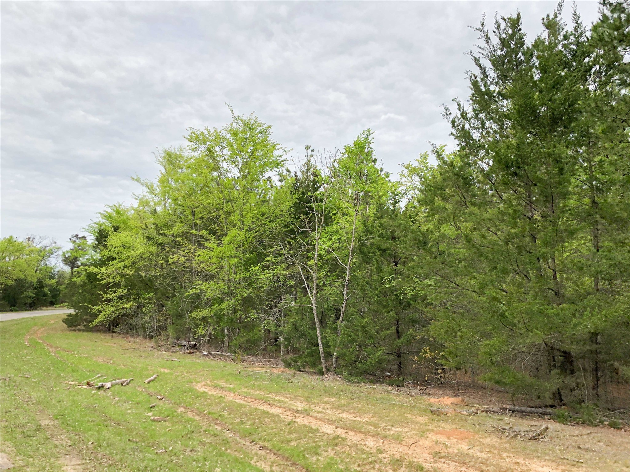 00 Cr 2115 Property Photo 16