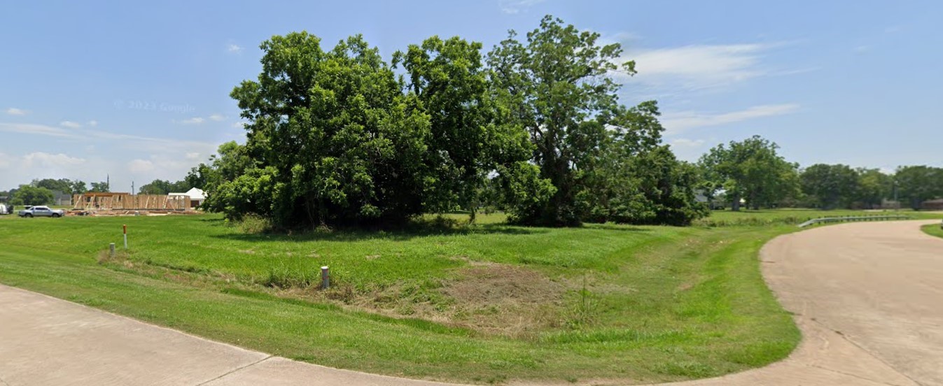 100 Cattle Drive Trail Property Photo