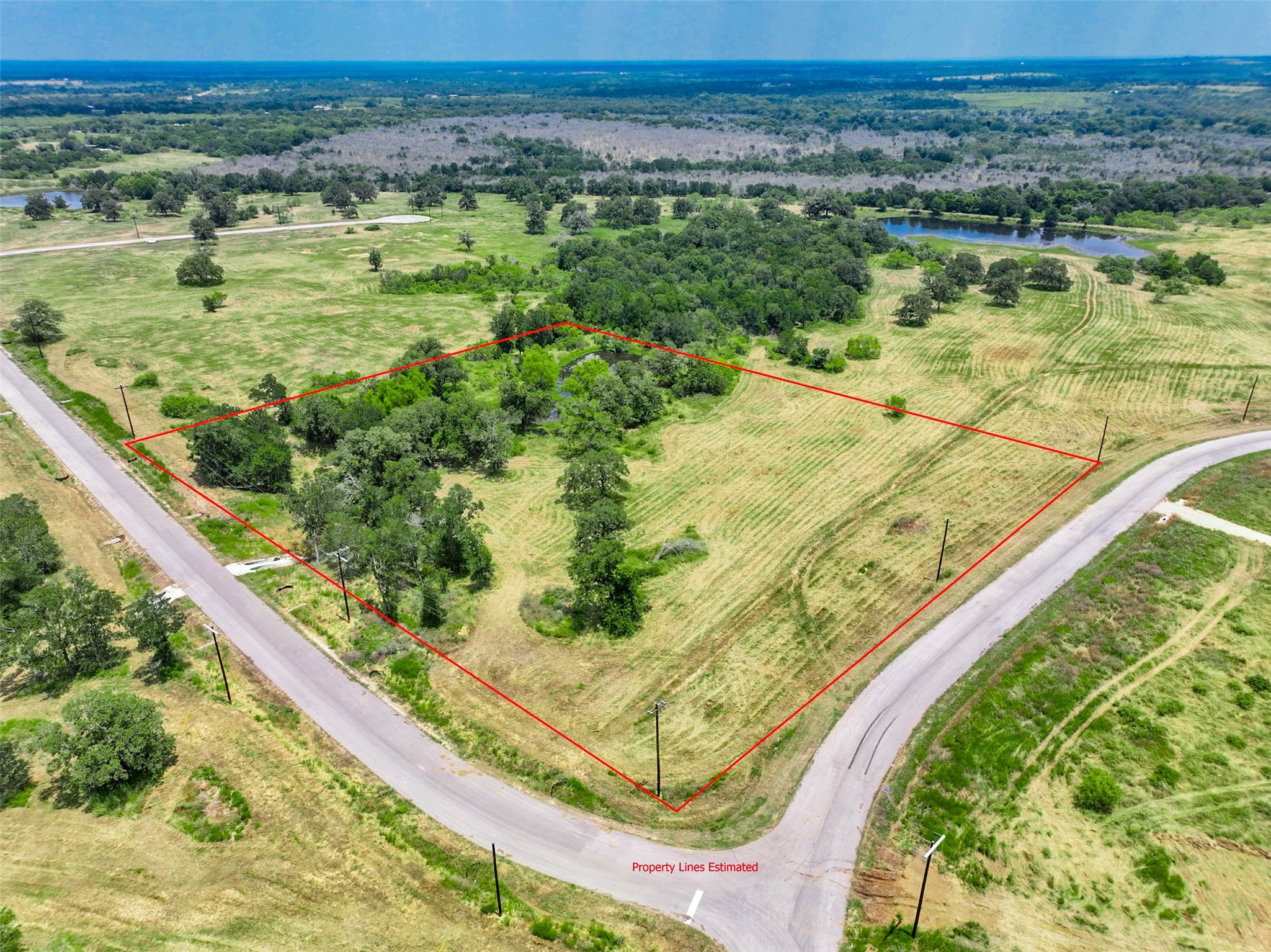 180 Sunny Day Drive Property Photo 1