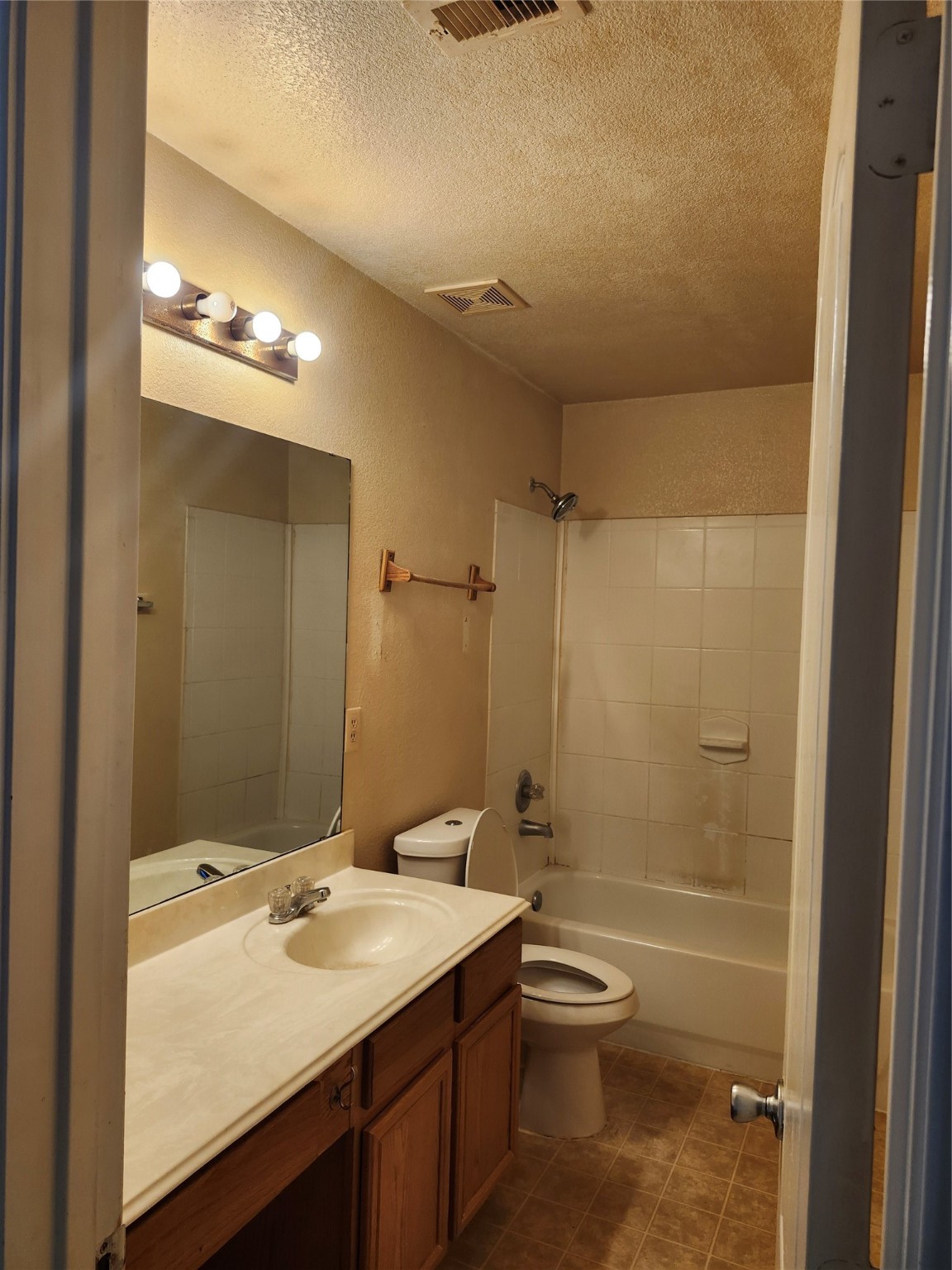 354 Remington Harbor Court Property Photo 9