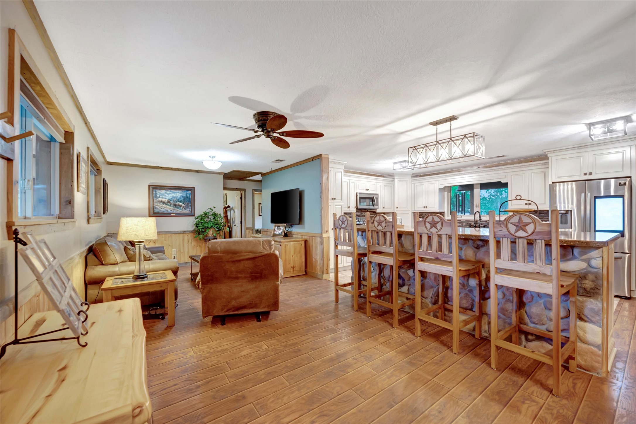 331 Black Forest Drive Property Photo 9