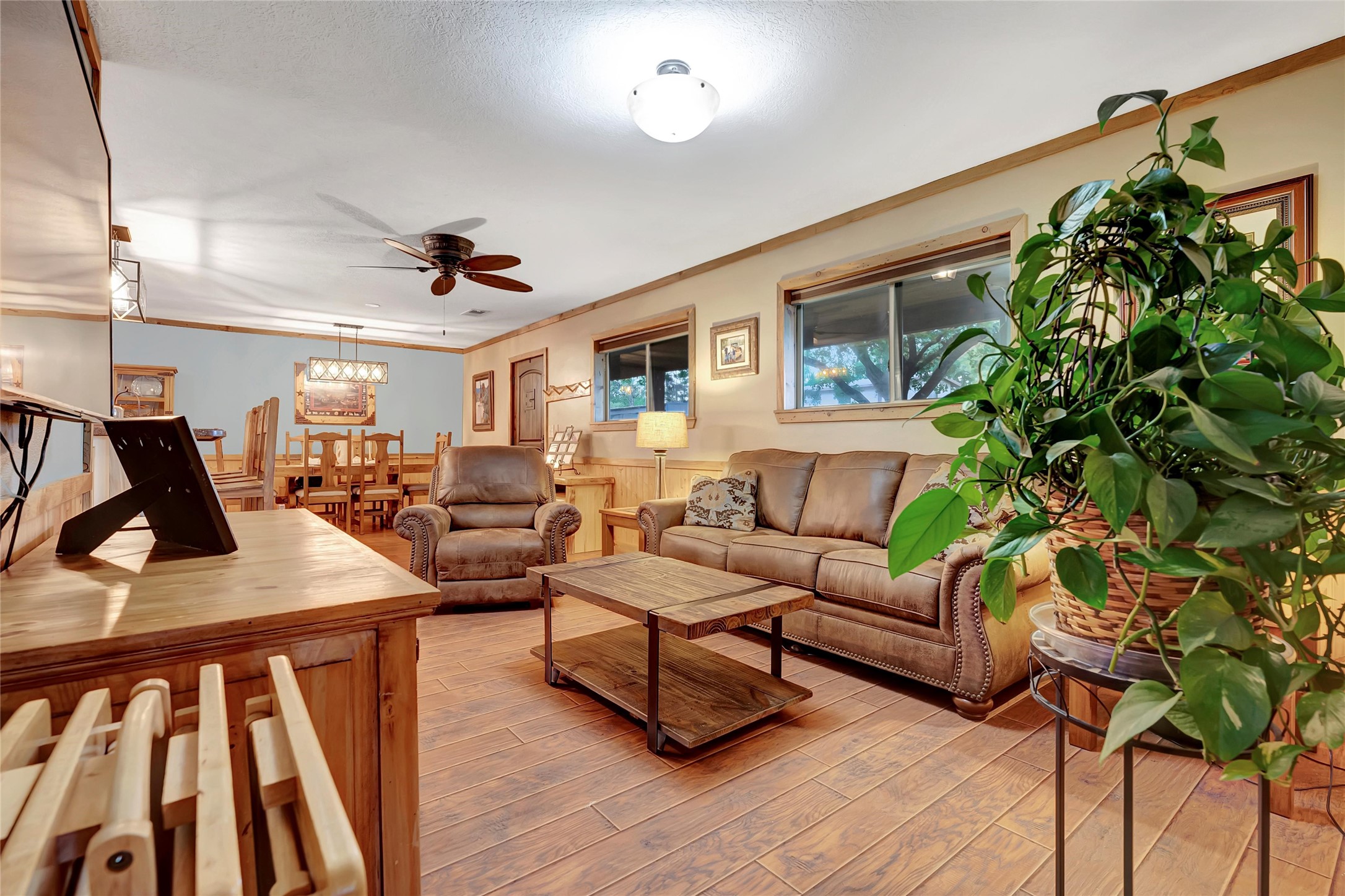 331 Black Forest Drive Property Photo 11