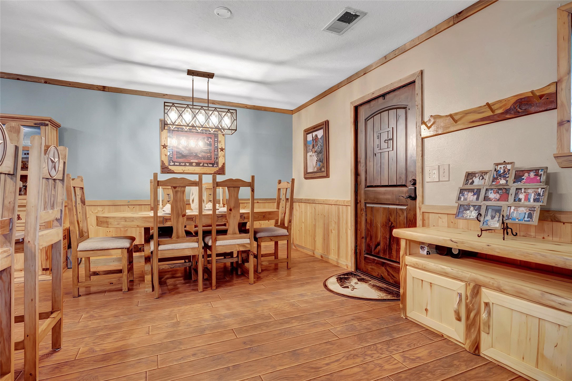 331 Black Forest Drive Property Photo 12