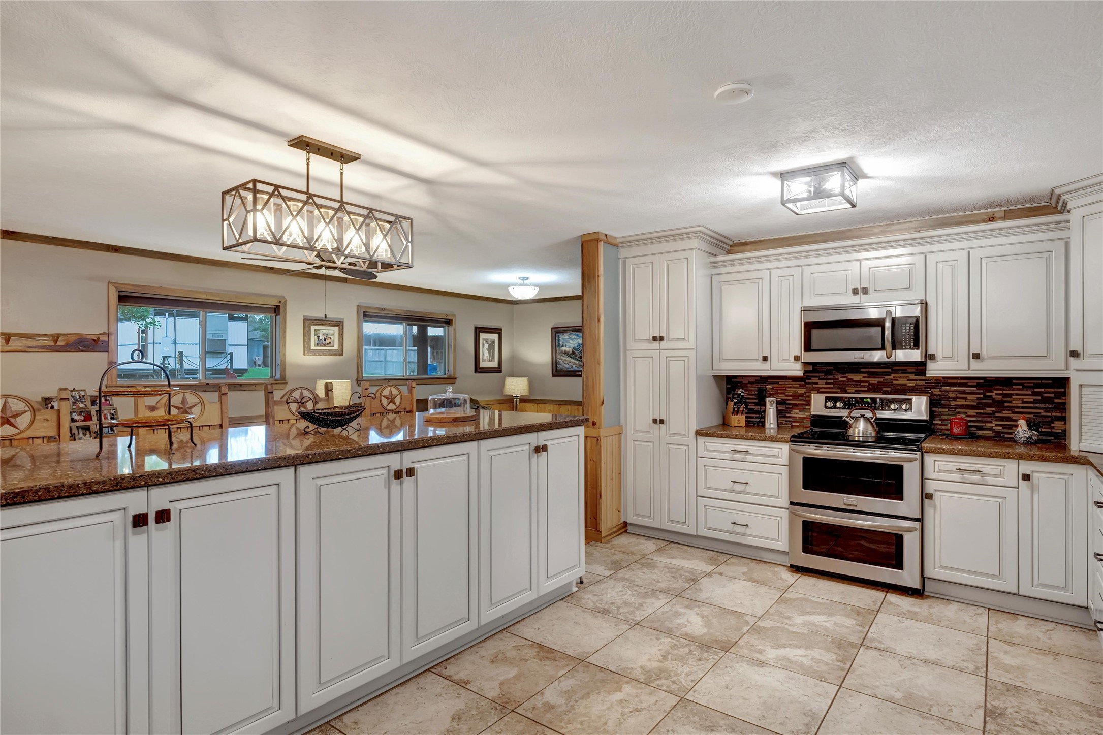 331 Black Forest Drive Property Photo 16