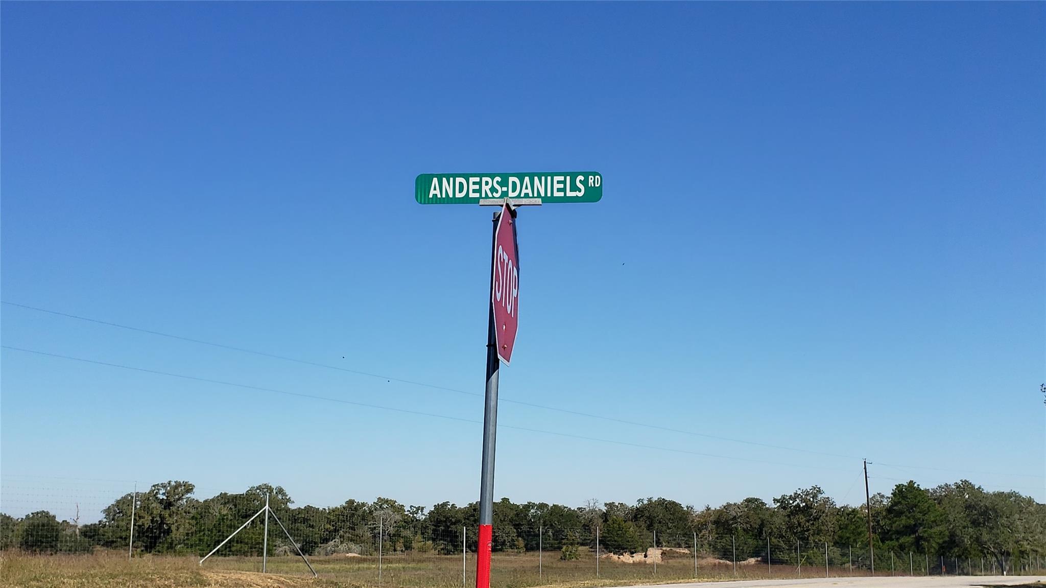6533 Anders Daniels Road Property Photo 8