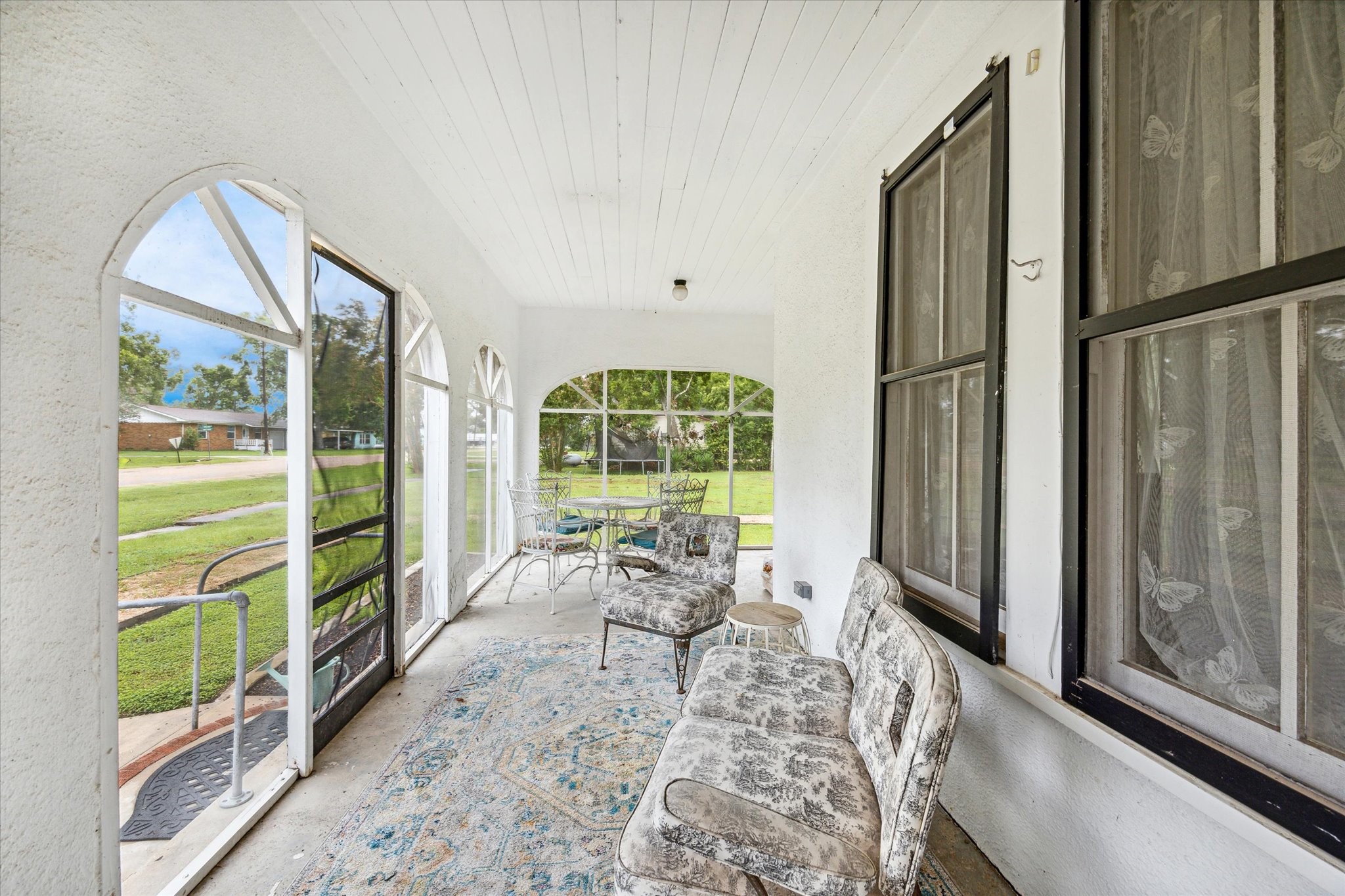 215 N Haupstrasse Street Property Photo 19