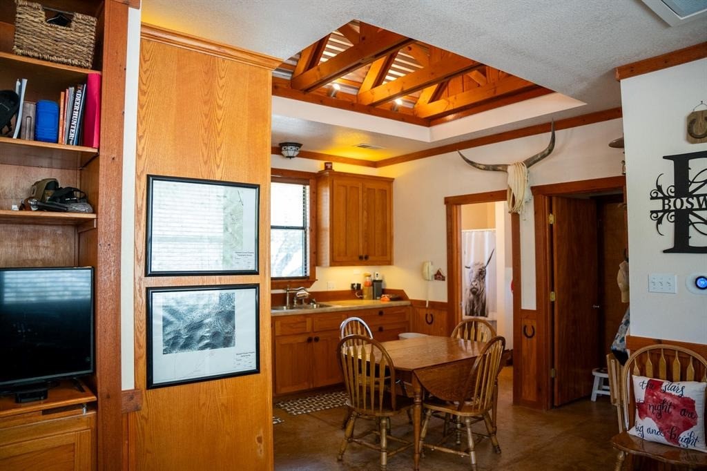 24501 N Us Highway 83 Property Photo 15