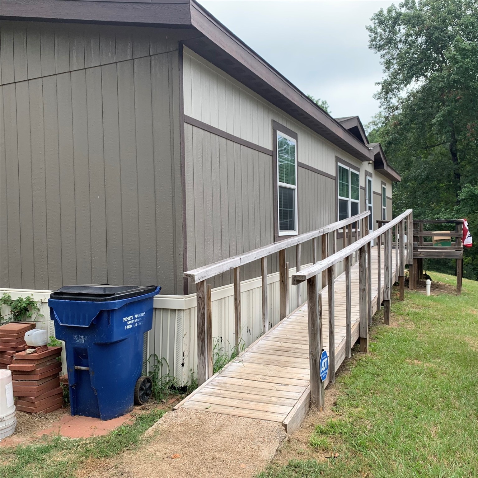 175 Magnolia Ridge Property Photo 2