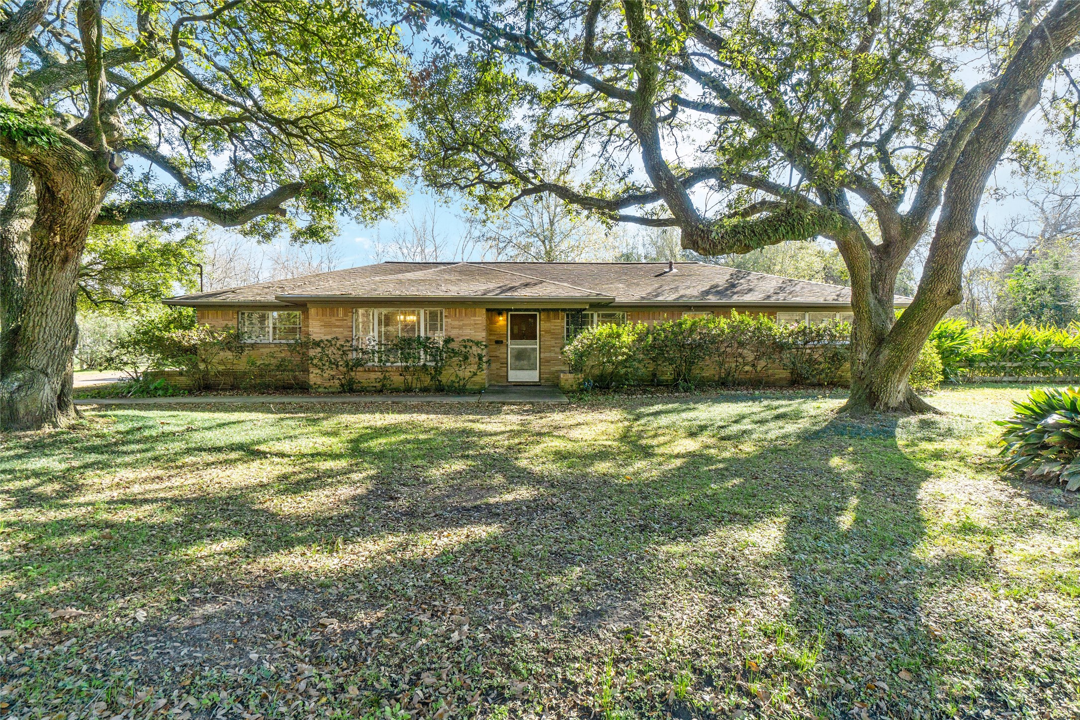 405 Hohldale Street Property Photo