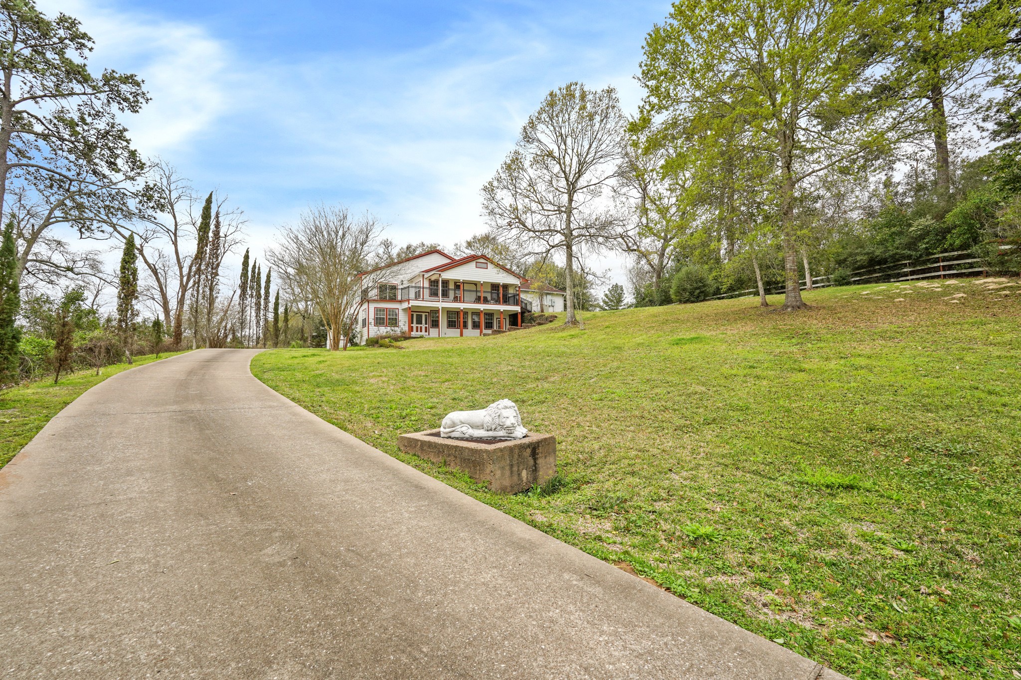 800 E Highway 90 Property Photo 5