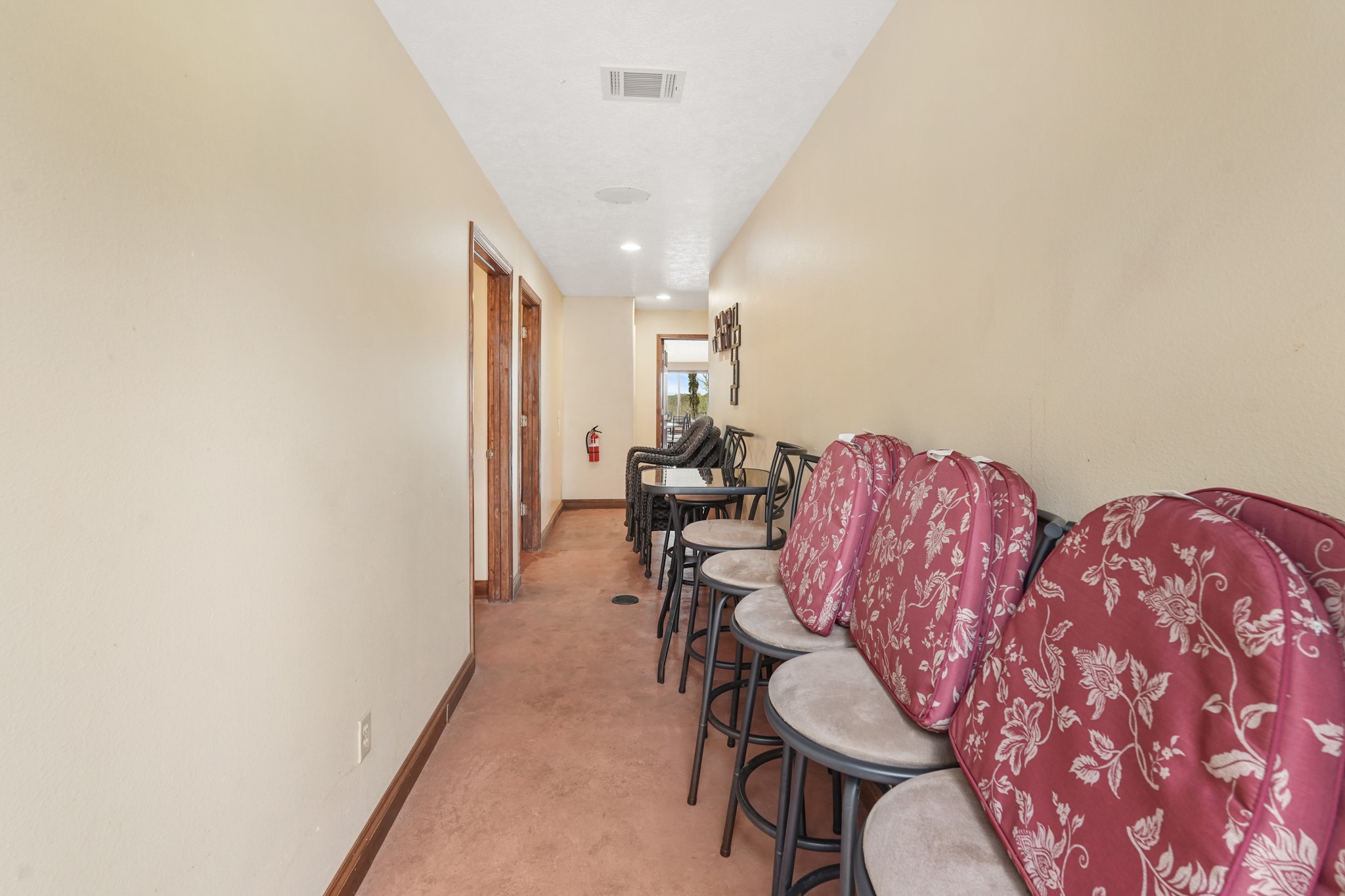 800 E Highway 90 Property Photo 20