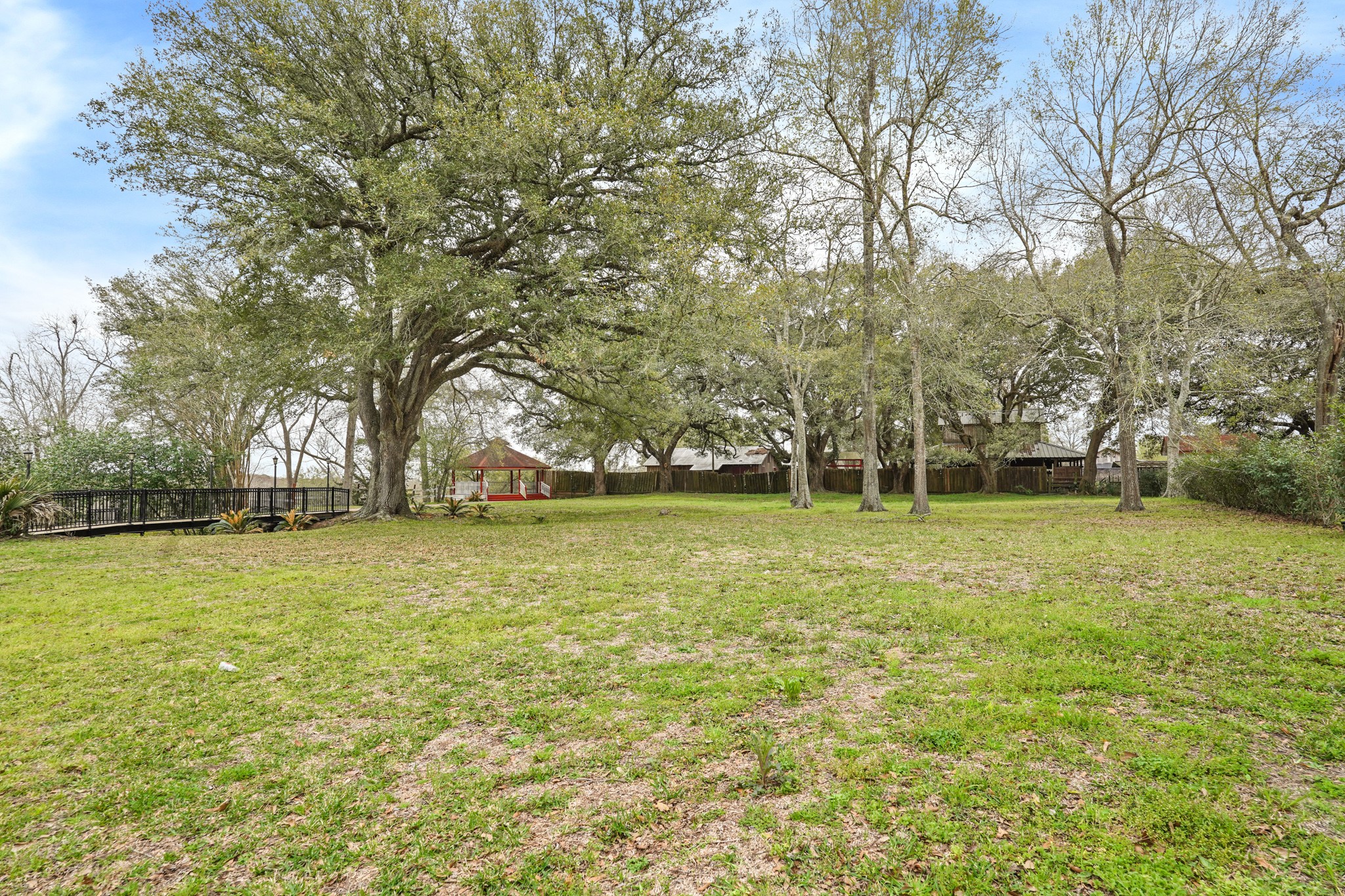 800 E Highway 90 Property Photo 48