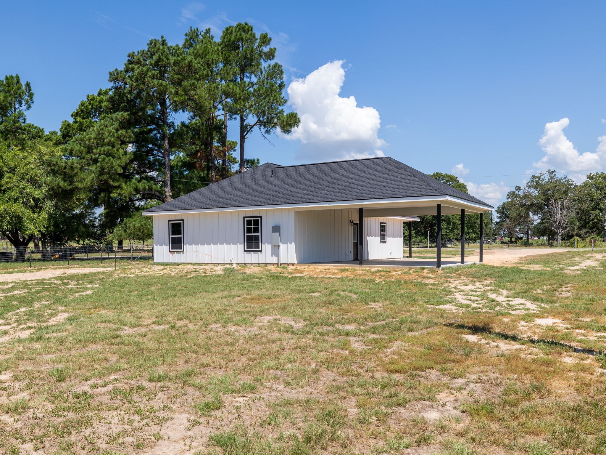 1087 County Road 415 West Property Photo 20