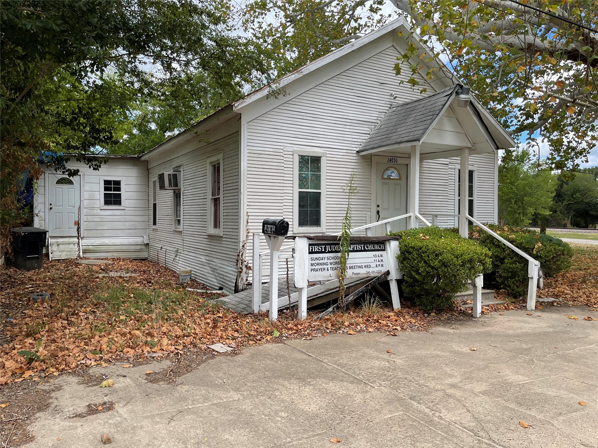 24747 Stanolind Road Property Photo 1