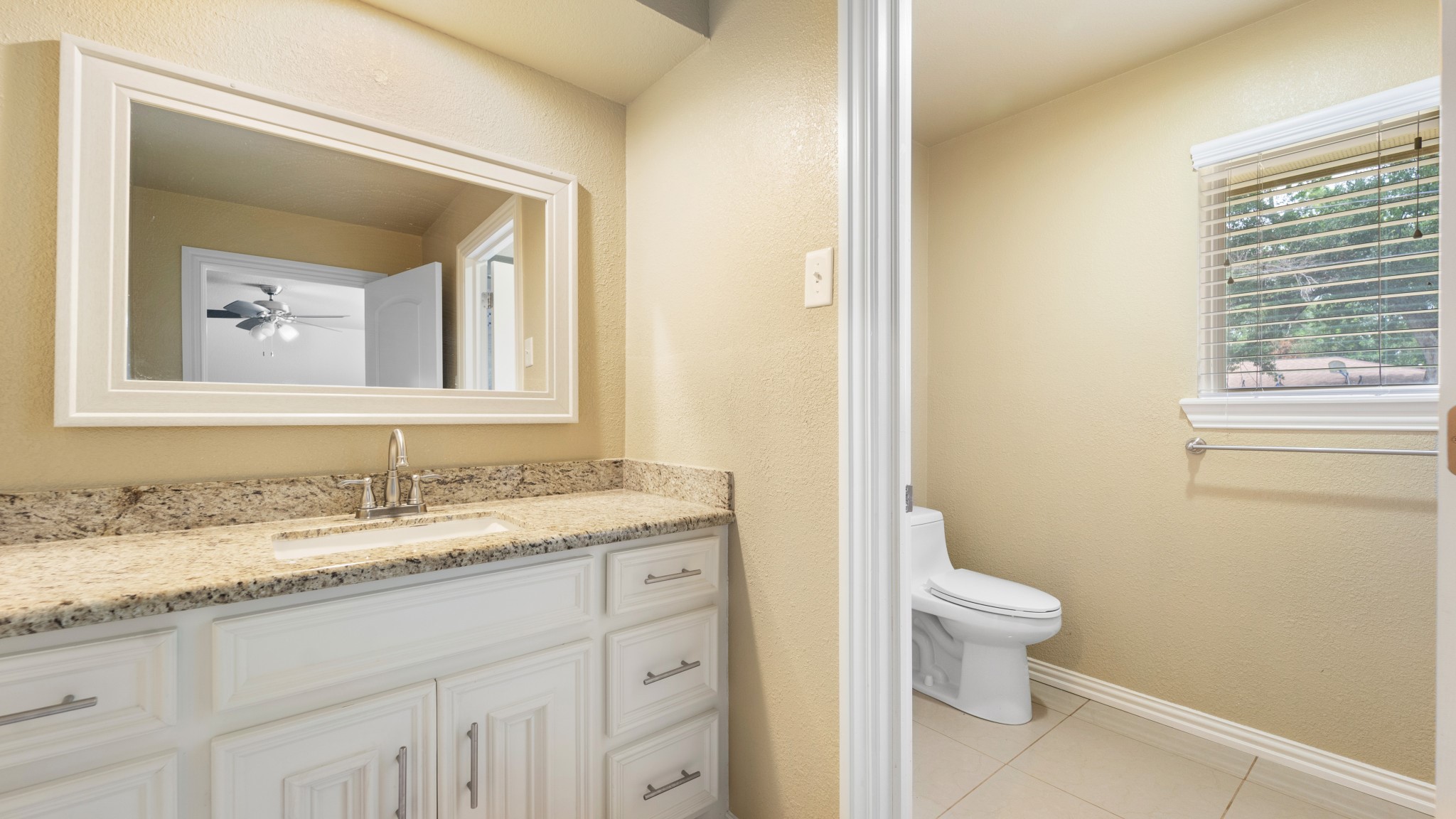 2715 Toyah Avenue Property Photo 11