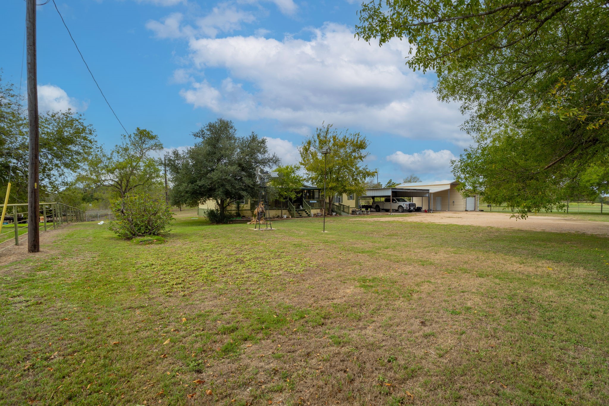 122 E State Loop 543 Property Photo