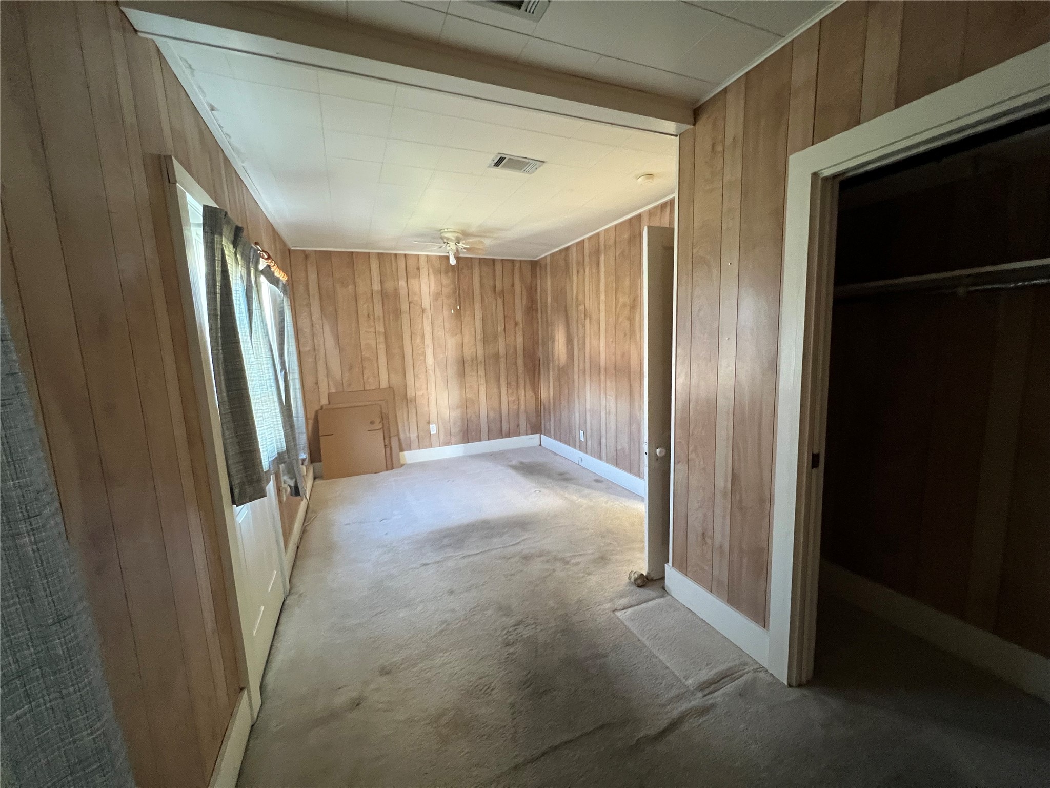 220 S Tesch Street Property Photo 10