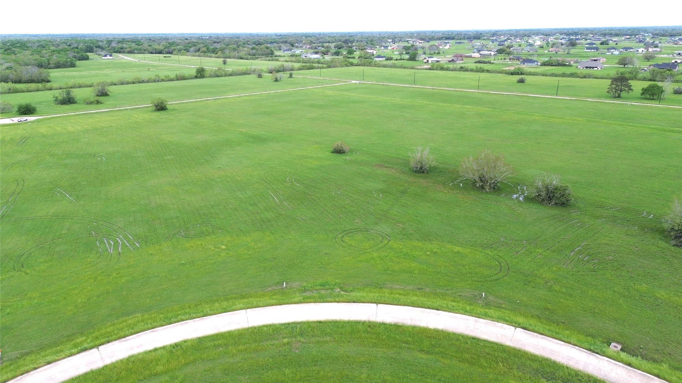 504 Brahman Trail Property Photo 1