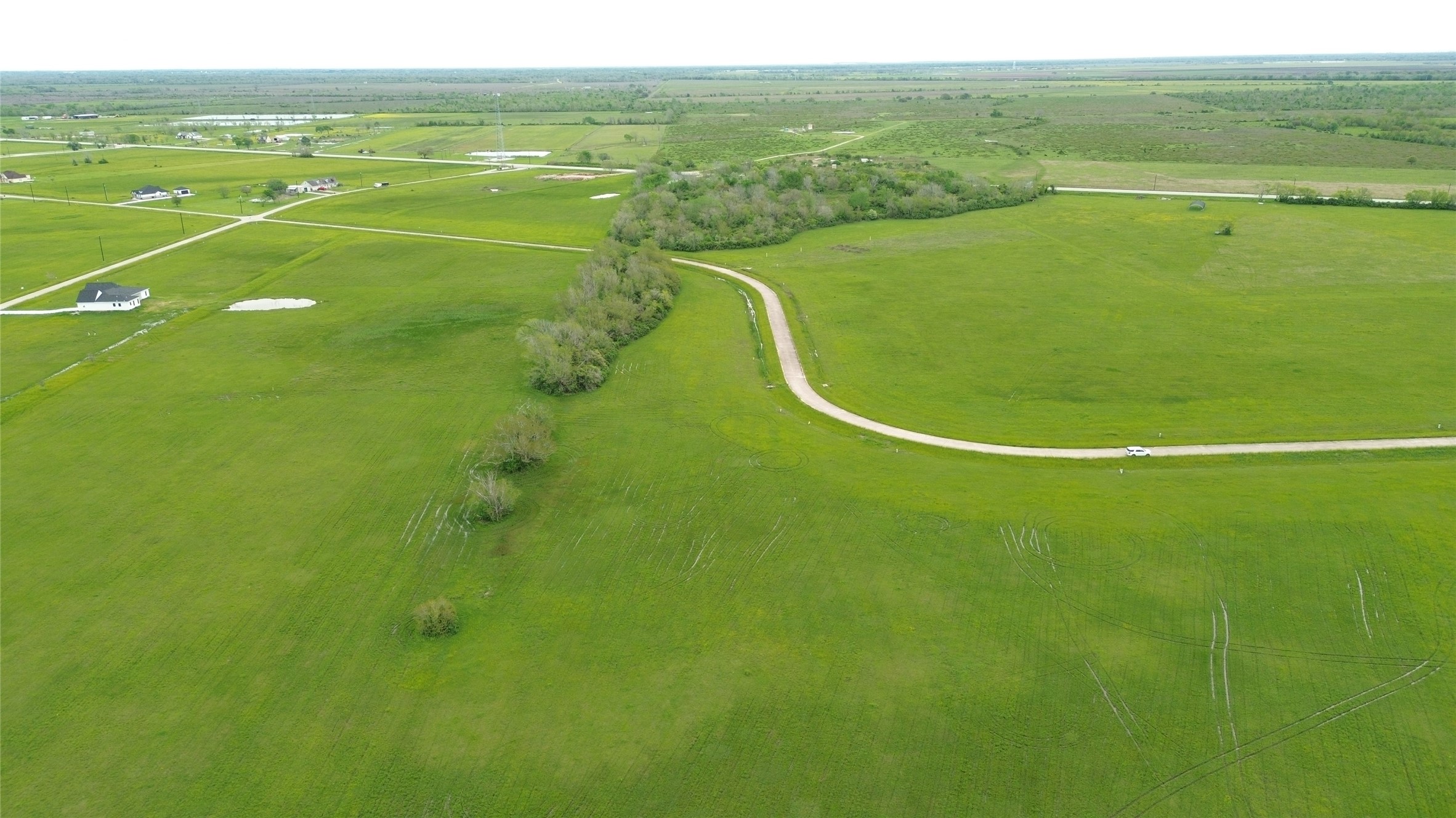 504 Brahman Trail Property Photo 3