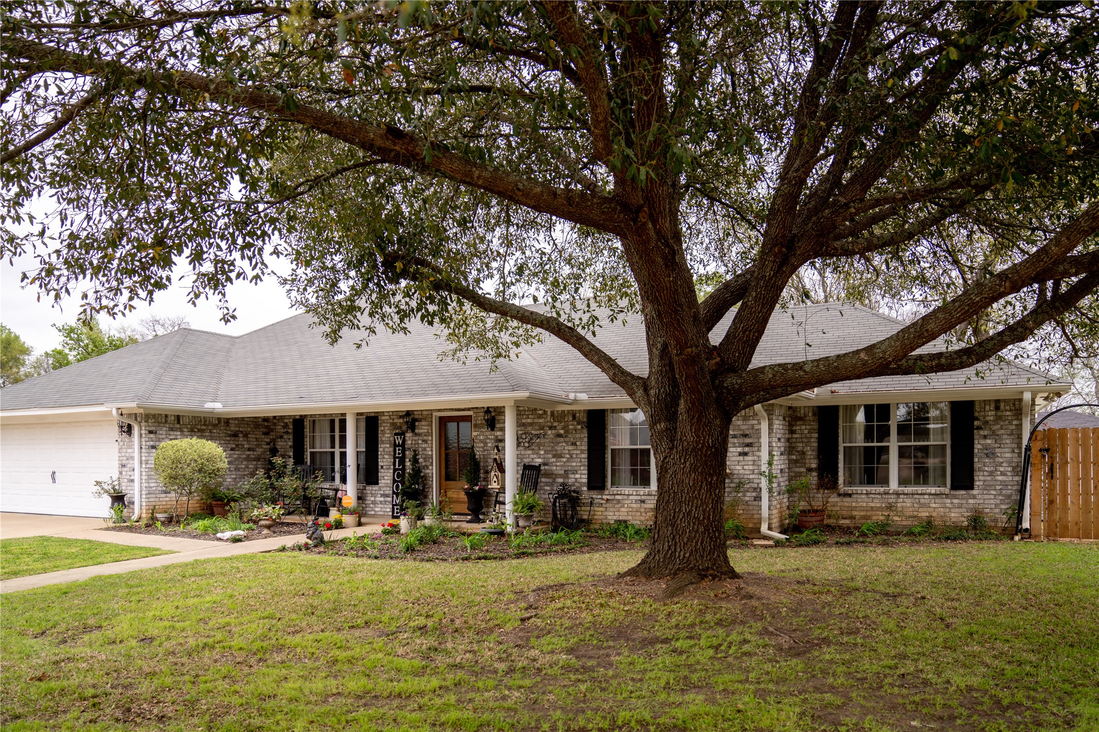 1312 Mary Lee Lane Property Photo 1