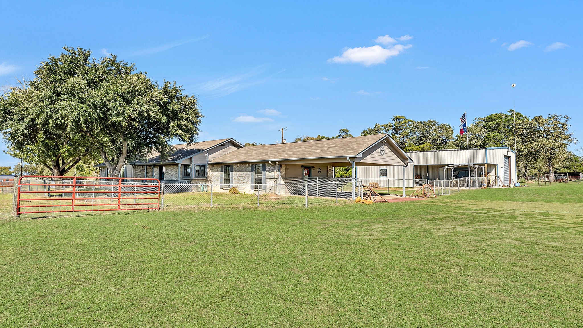 1252 County Road 106 Property Photo 1