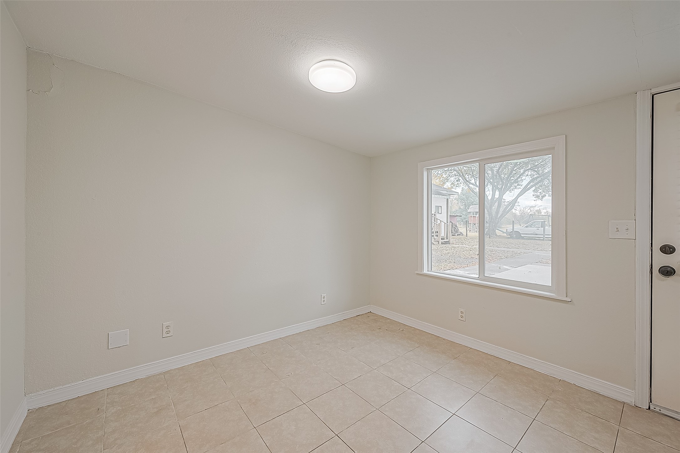 3715 Cline Road Property Photo 11