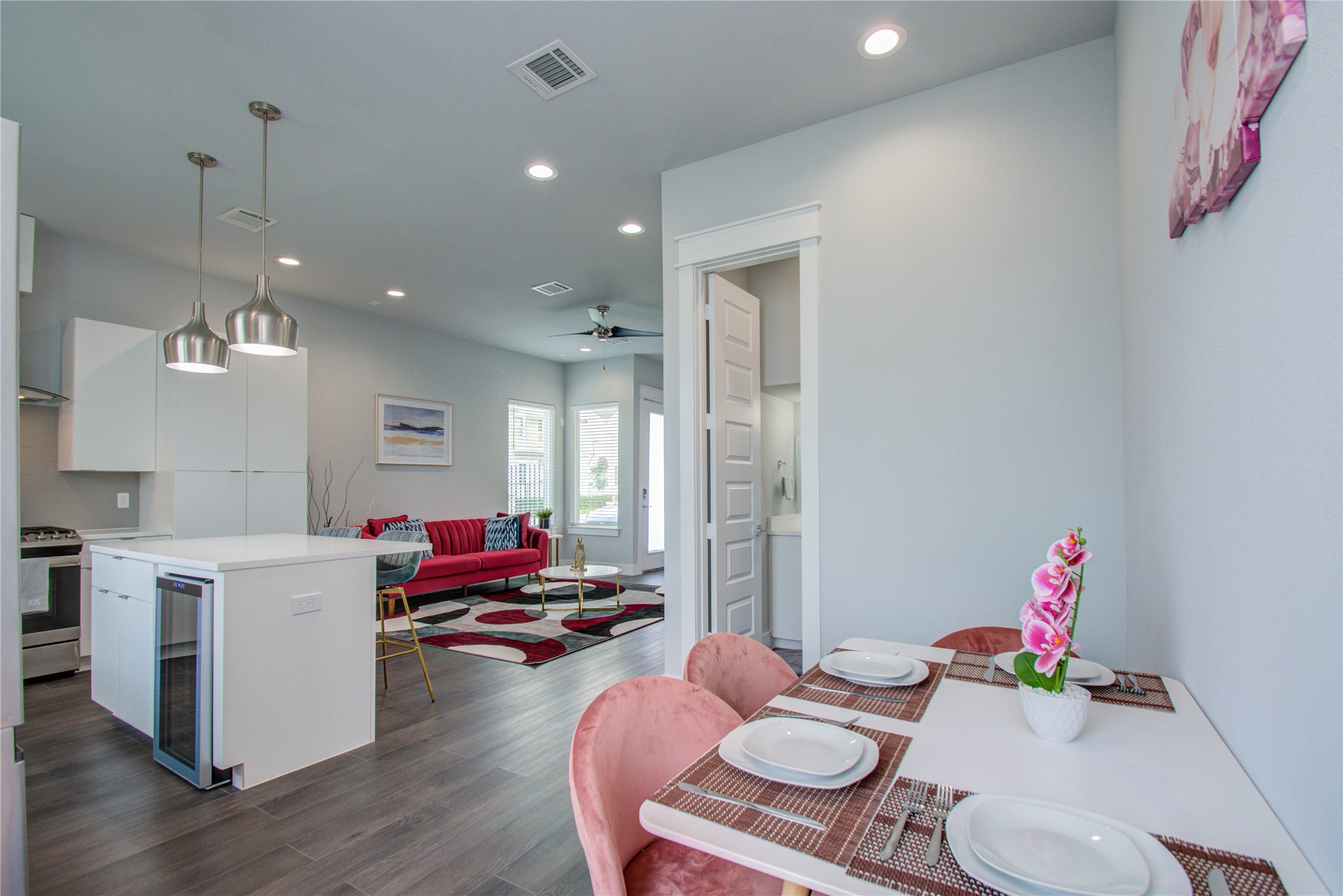 2549 Hollister Street Property Photo 8