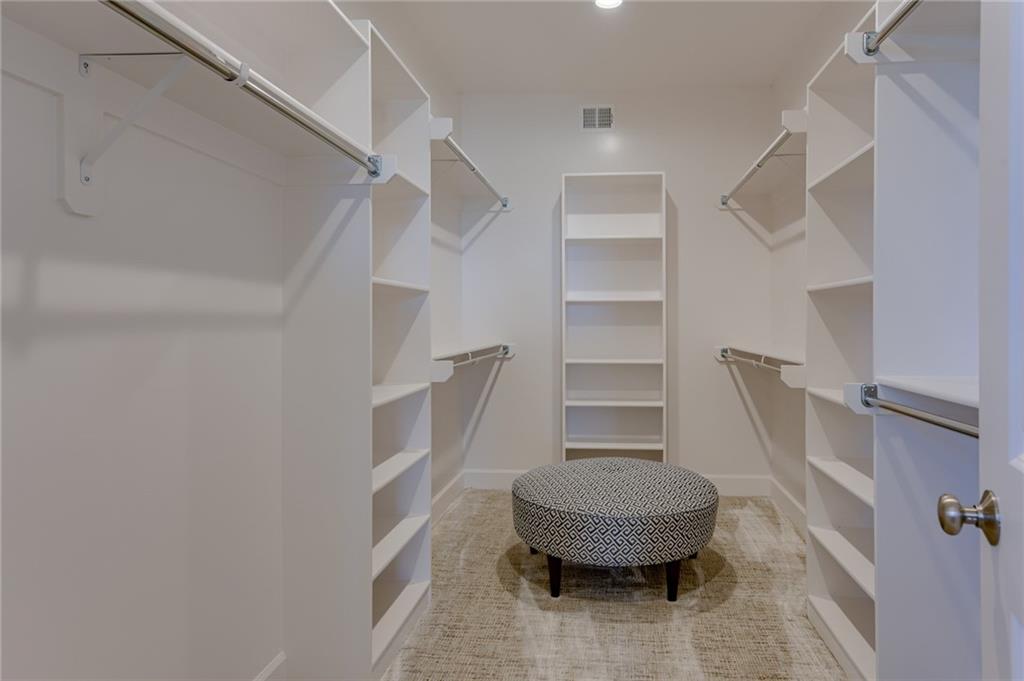 2436 W 180th Street Property Photo 23