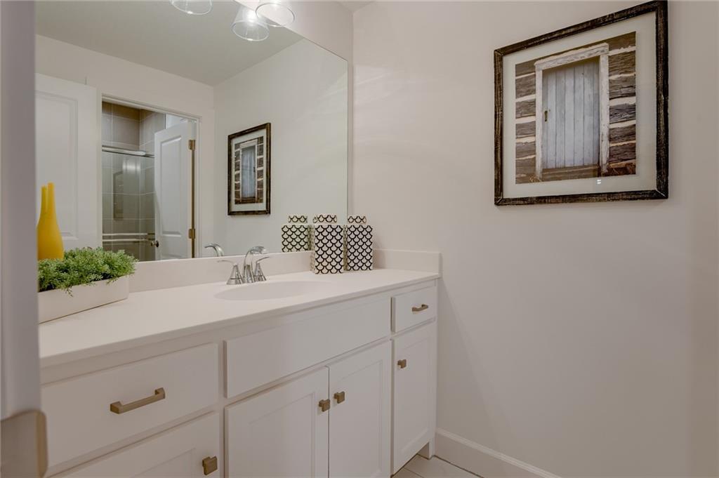 2436 W 180th Street Property Photo 37