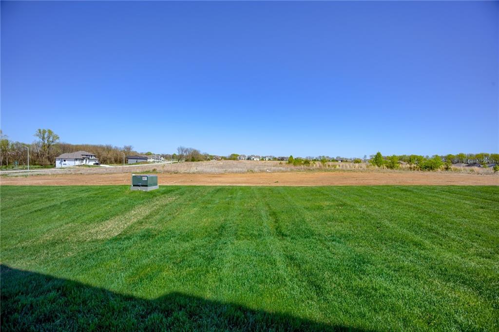 2436 W 180th Street Property Photo 49