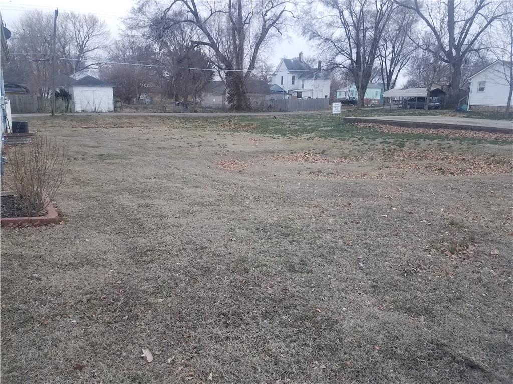 215 Pottawatomie Street Property Photo 1