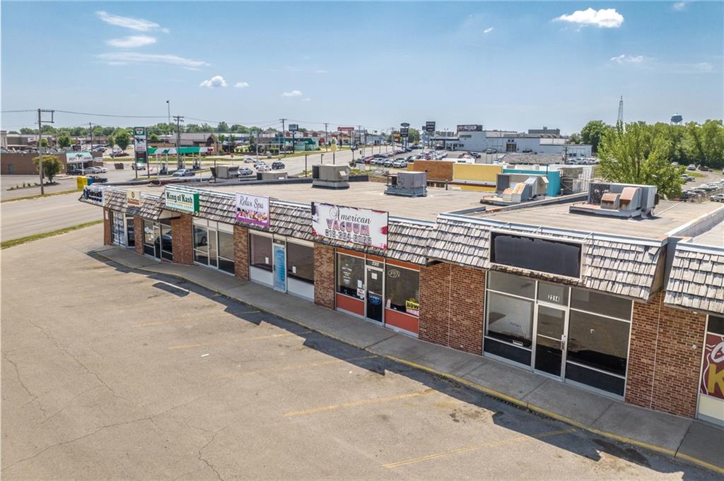 2306-14 N Belt Highway Property Photo