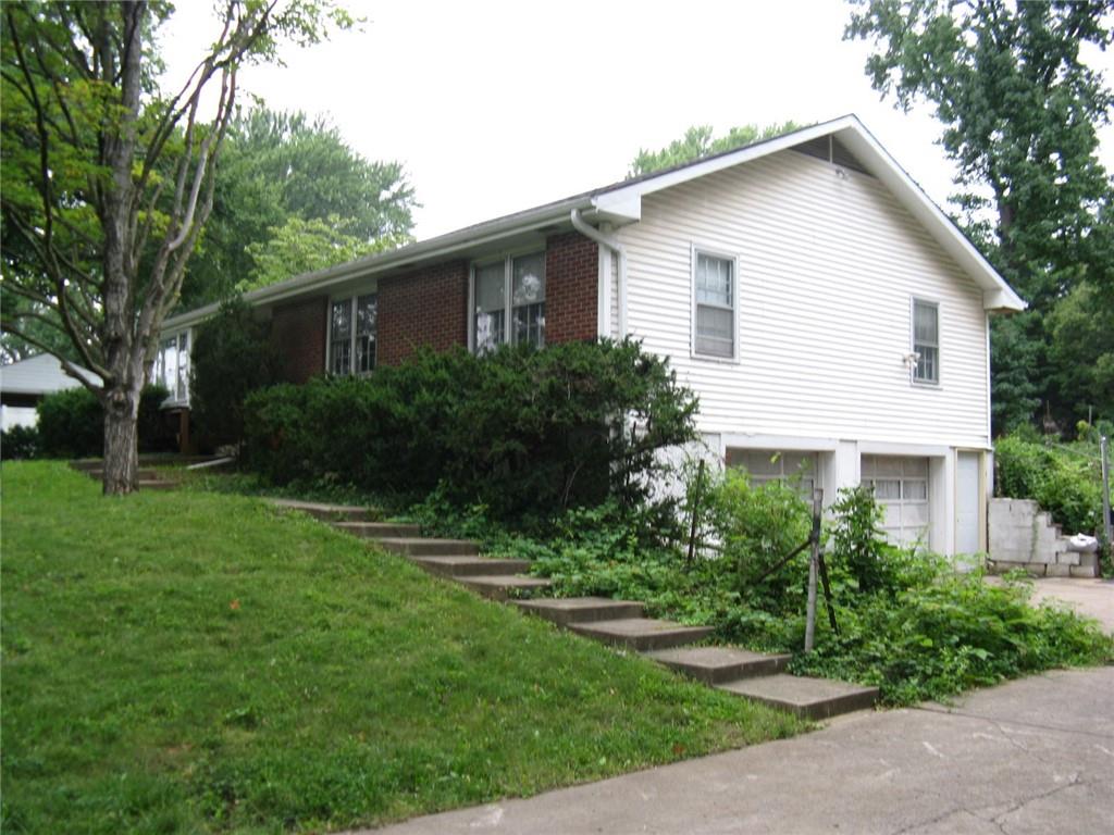 1924 E Blue Ridge Boulevard Property Photo