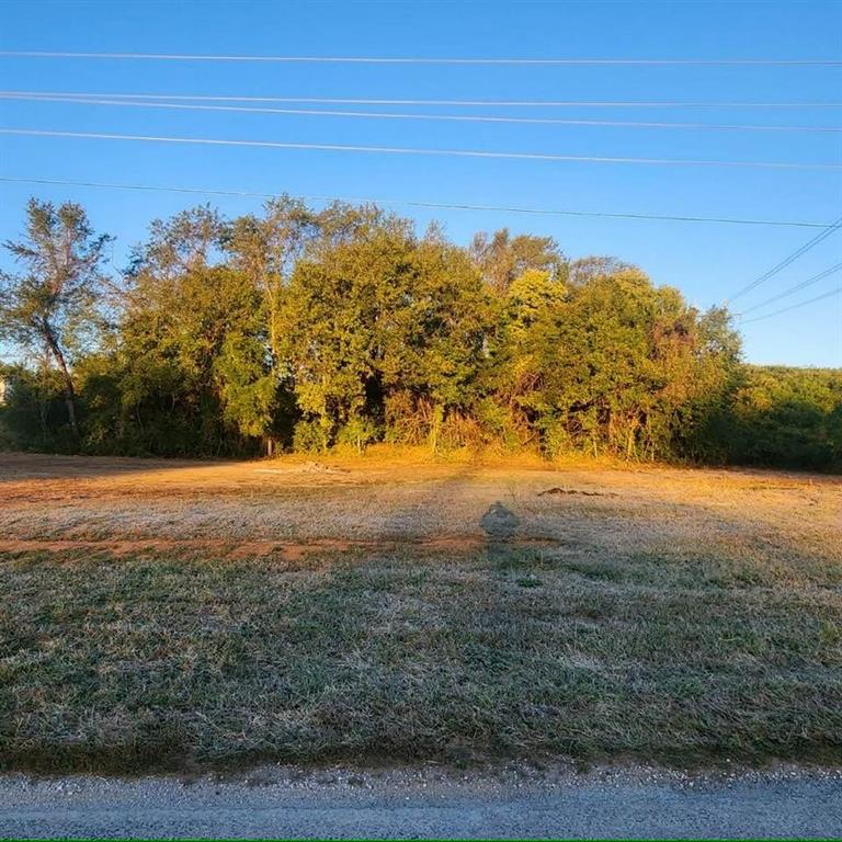 18420 Middle Road Property Photo