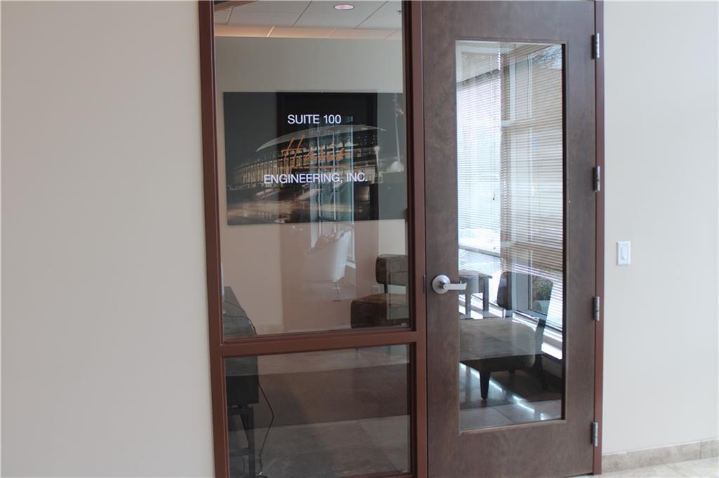 8625 College Suite 100 Boulevard Property Photo 5