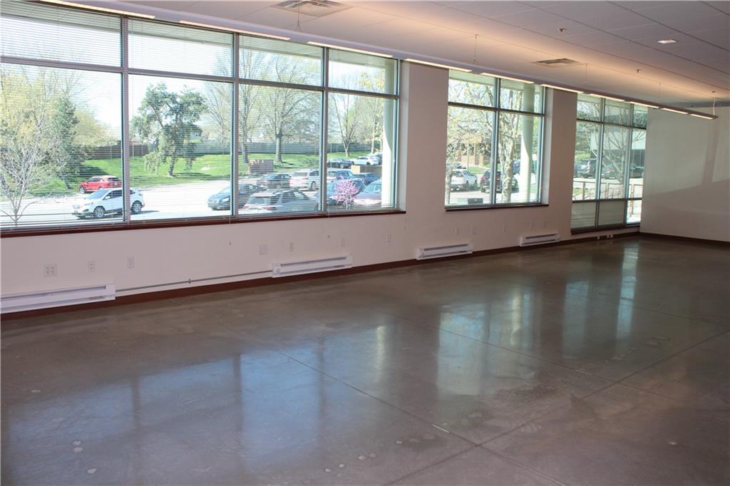 8625 College Suite 100 Boulevard Property Photo 8