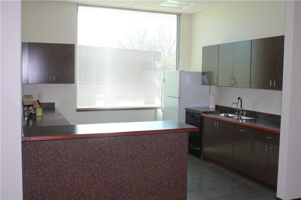 8625 College Suite 100 Boulevard Property Photo 9